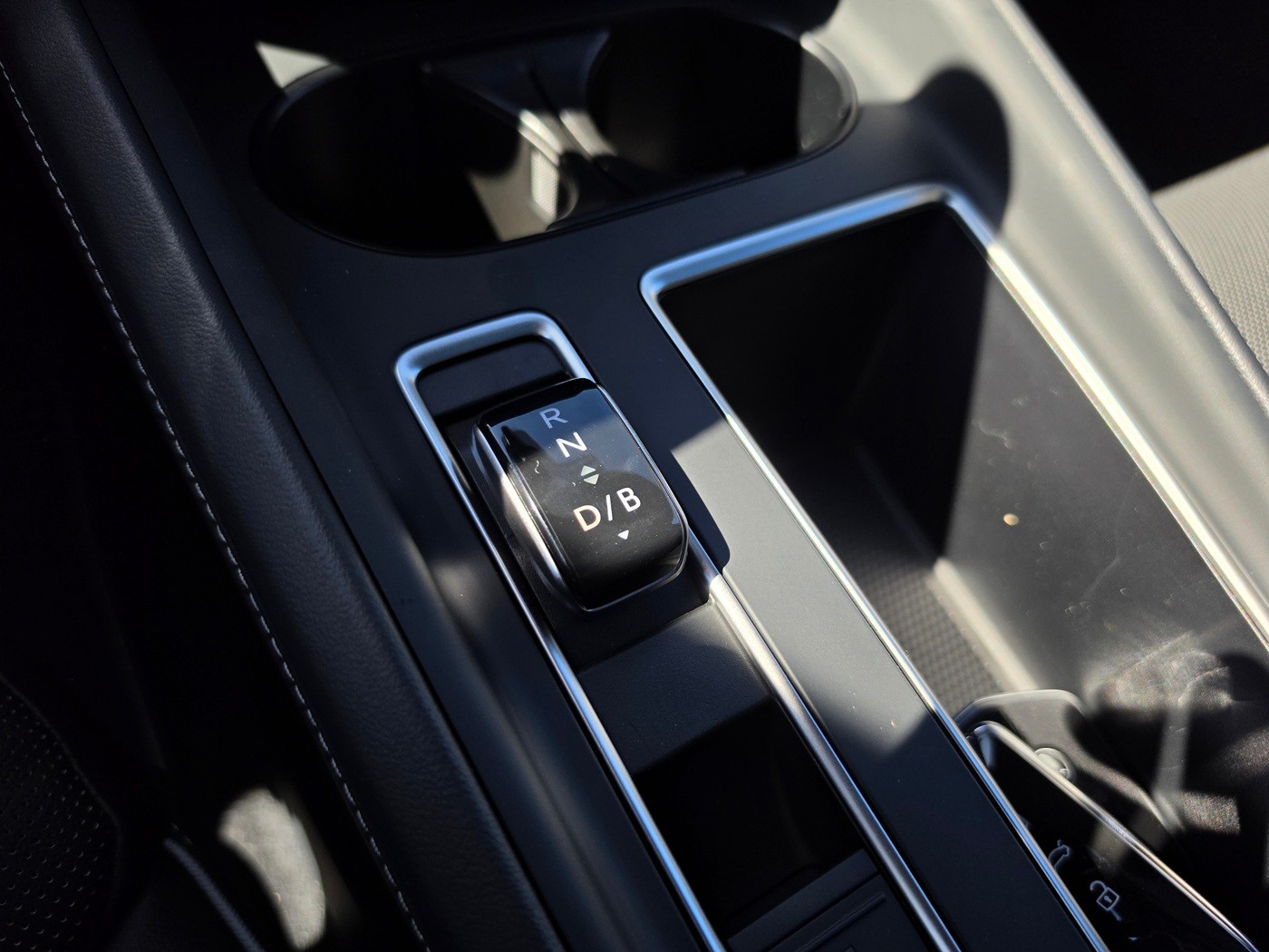 SKODA Enyaq 4x4 RS-image-13