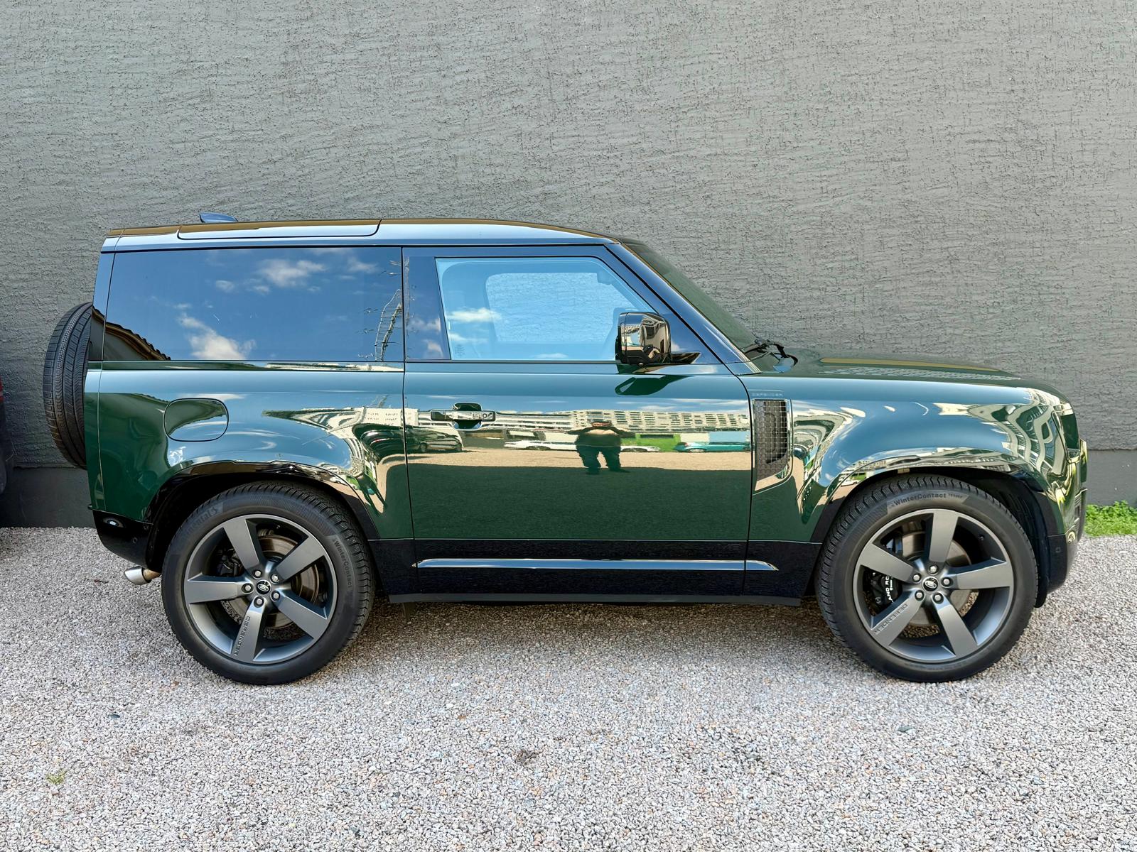 LAND ROVER Defender 90 525 V8 5.0 AT8-image-4