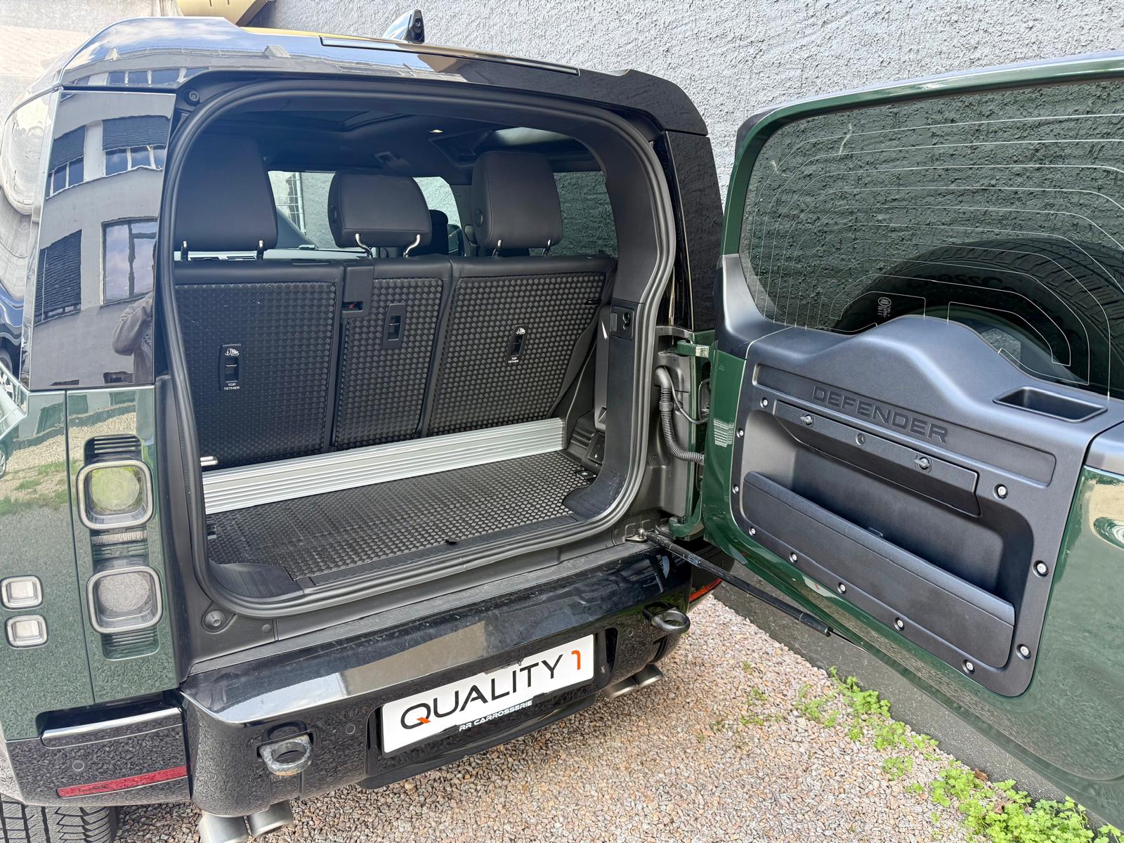 LAND ROVER Defender 90 525 V8 5.0 AT8-image-7