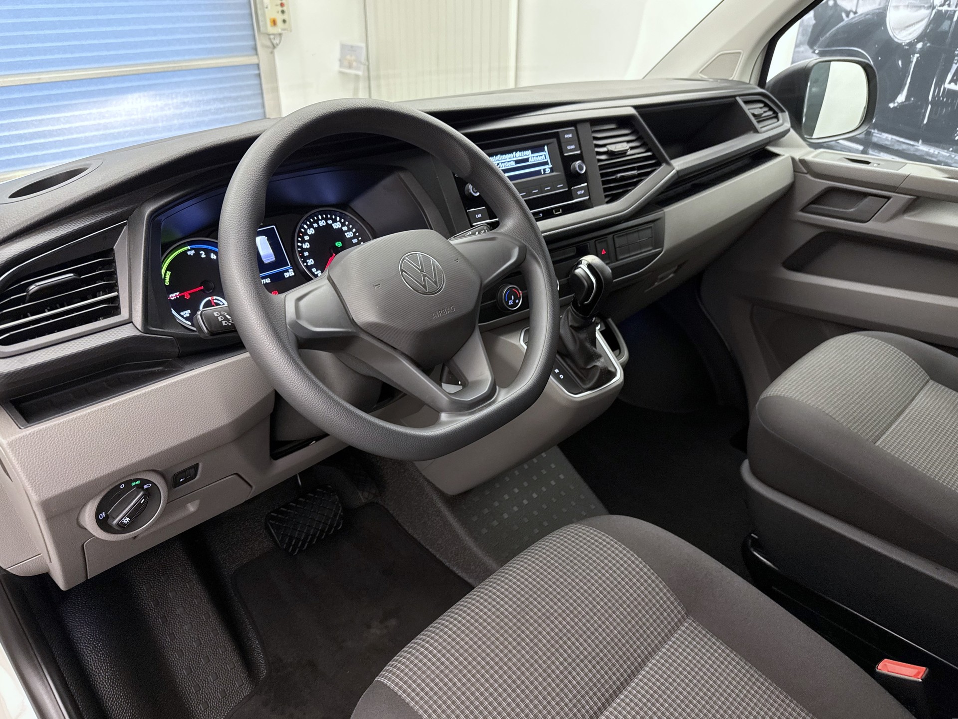 VW T6.1 ABTe-image-5