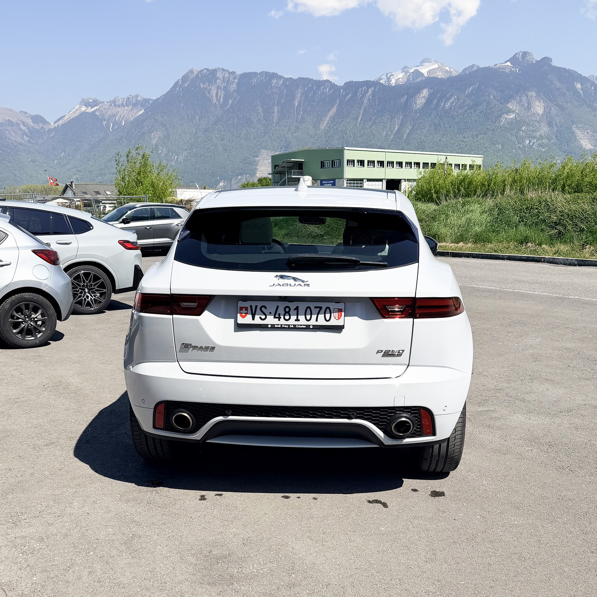 JAGUAR E-Pace 2.0 P250 R-Dynamic S AWD Automatik-image-2