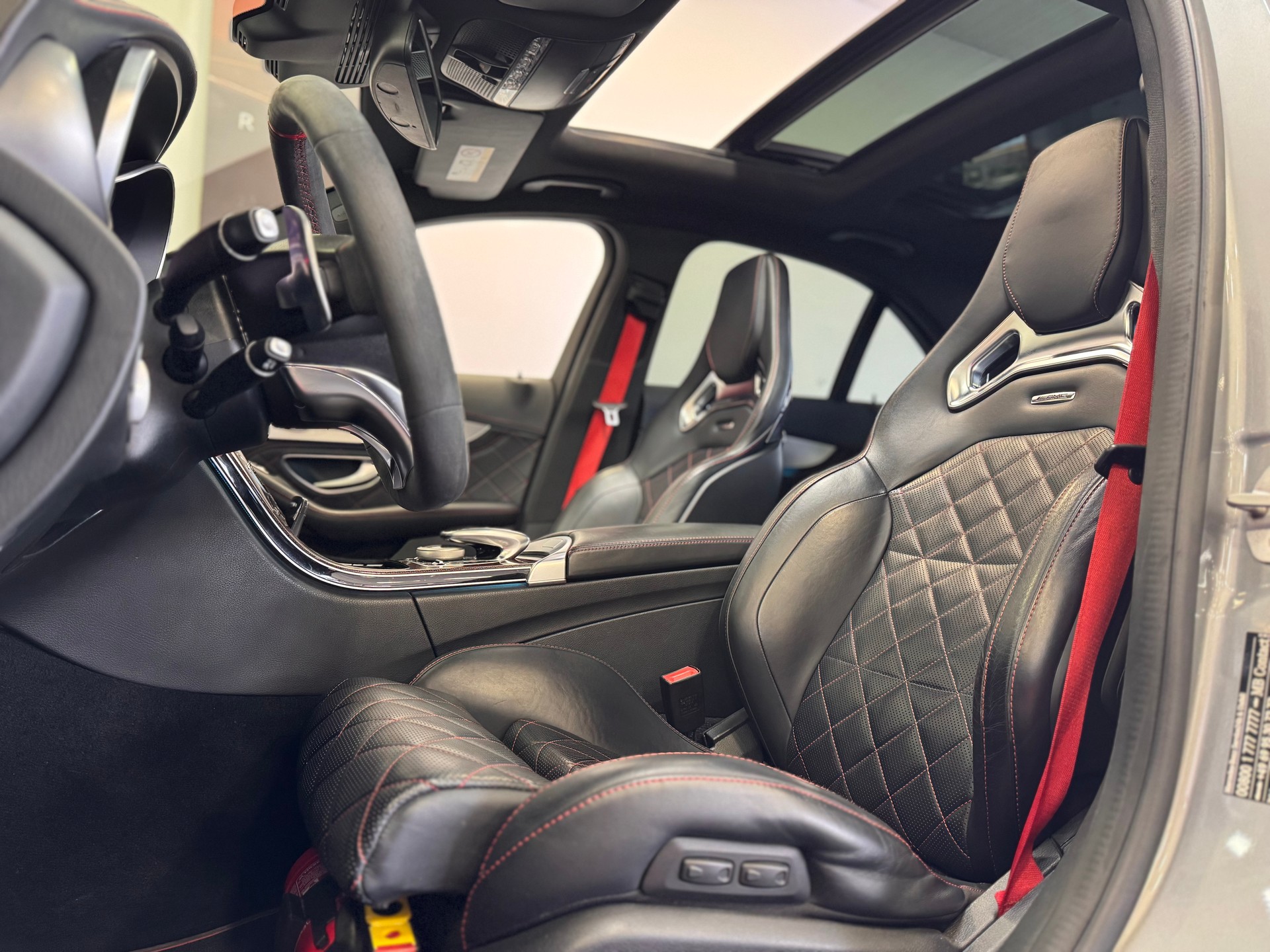 MERCEDES-BENZ C 63 S AMG Edition 1 Speedshift *Panorama / Carbon Exterieur & Interieur / Burmester / Head-Up / Schalensitze*-image-6