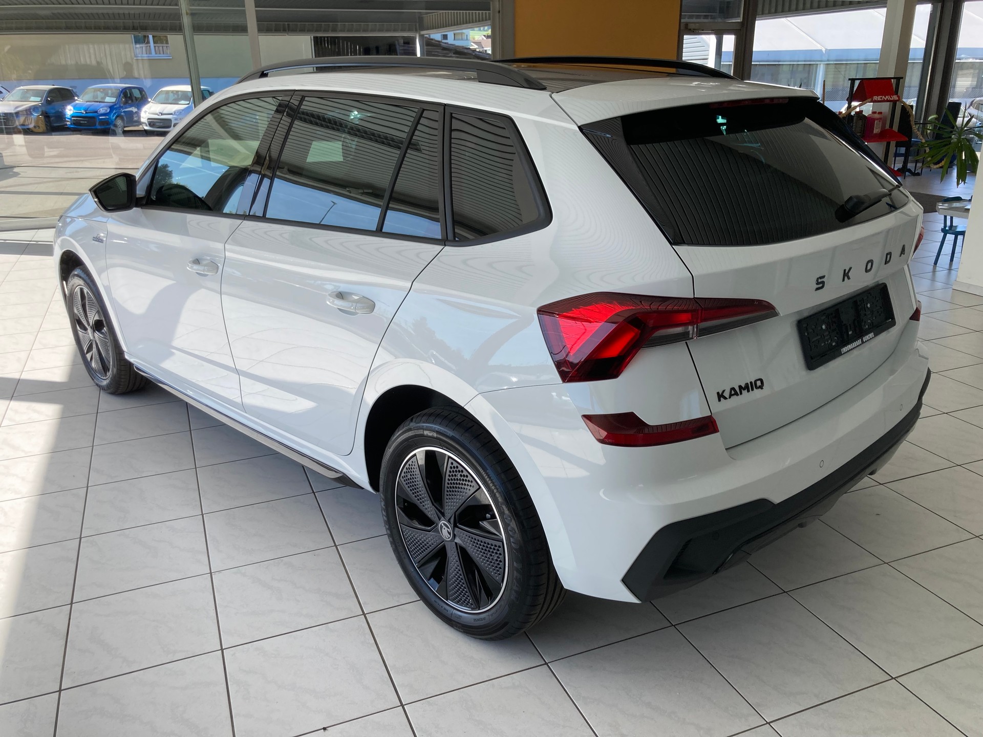 SKODA Kamiq 1.5 TSI Monte Carlo DSG-image-6