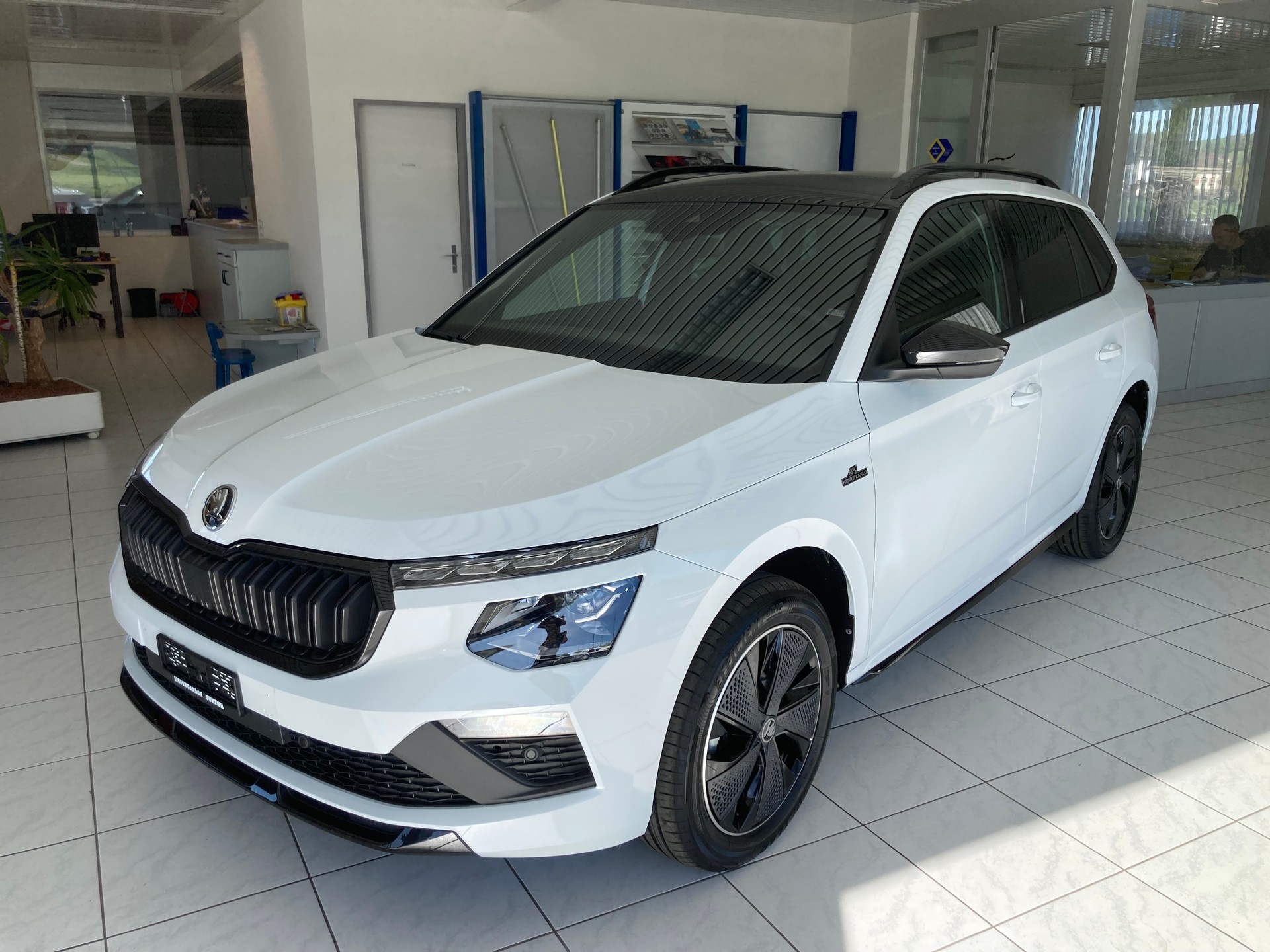 SKODA Kamiq 1.5 TSI Monte Carlo DSG-image-0