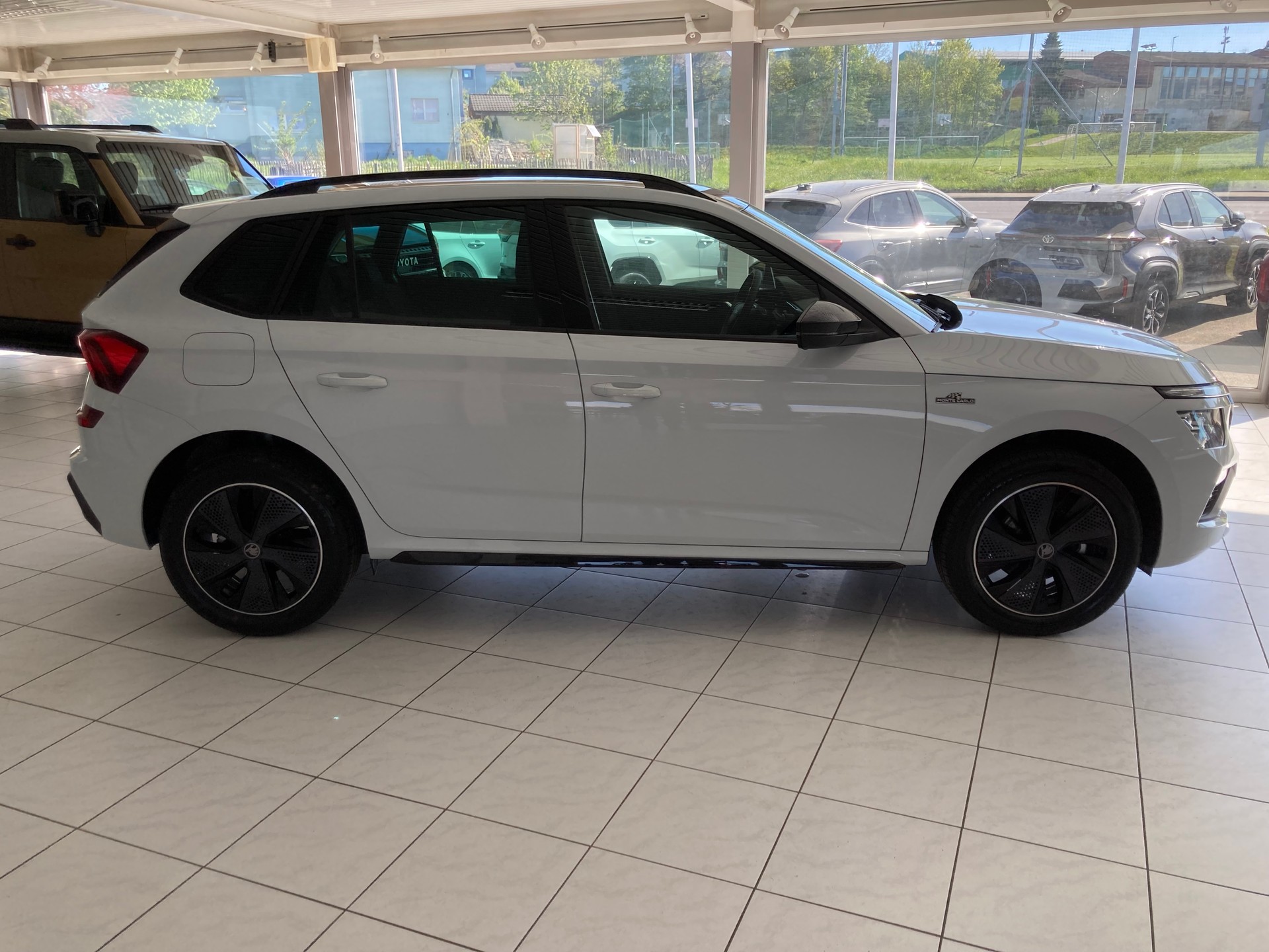 SKODA Kamiq 1.5 TSI Monte Carlo DSG-image-3