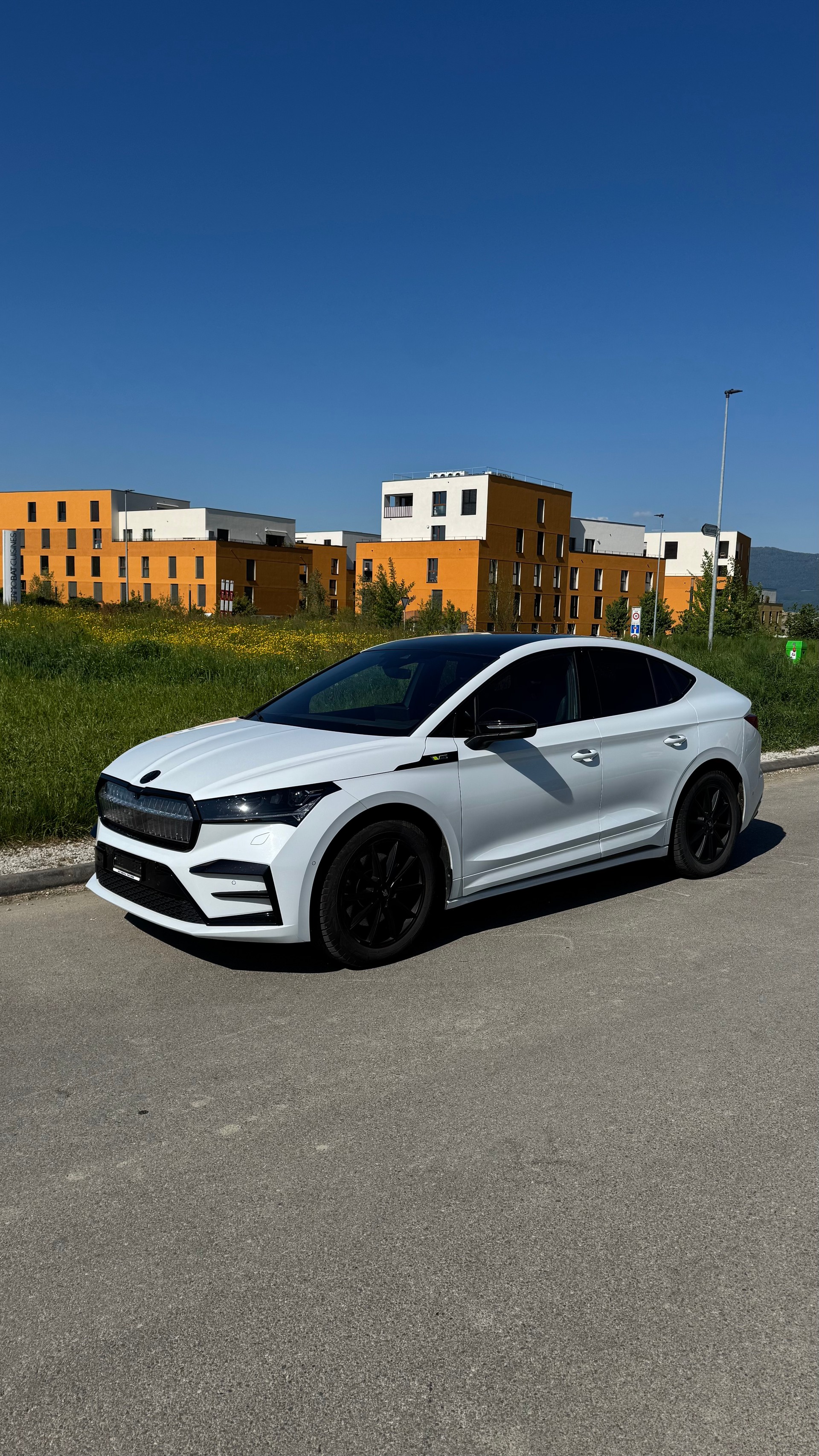SKODA Enyaq Coupé RS iV 80 4x4-image-2
