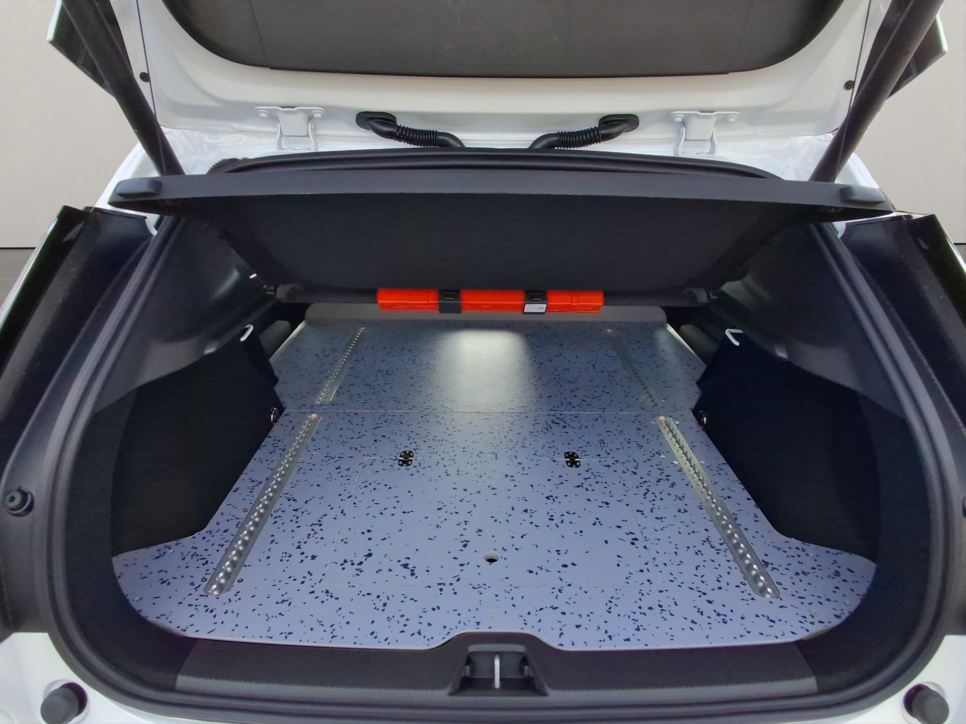 VOLVO EX30 E60 Twin Plus Performance AWD-image-12