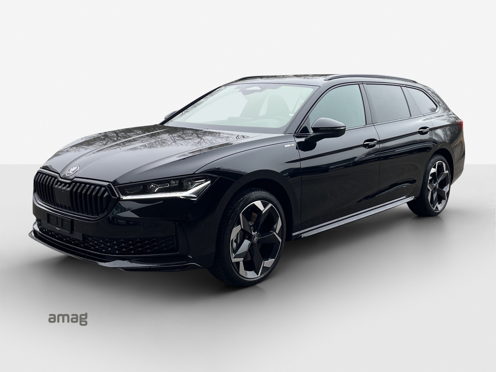 SKODA Superb Combi 2.0 TSI Sportline 4x4 DSG-image-1