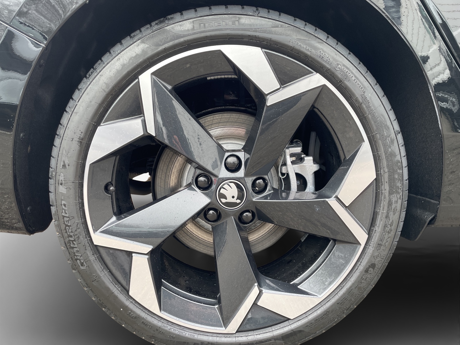 SKODA Superb Combi 2.0 TSI Sportline 4x4 DSG-image-11