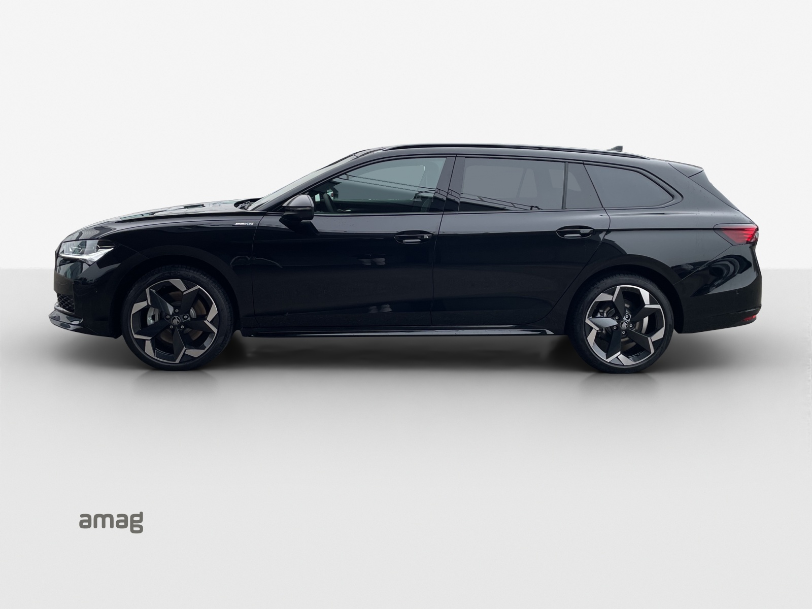 SKODA Superb Combi 2.0 TSI Sportline 4x4 DSG-image-2