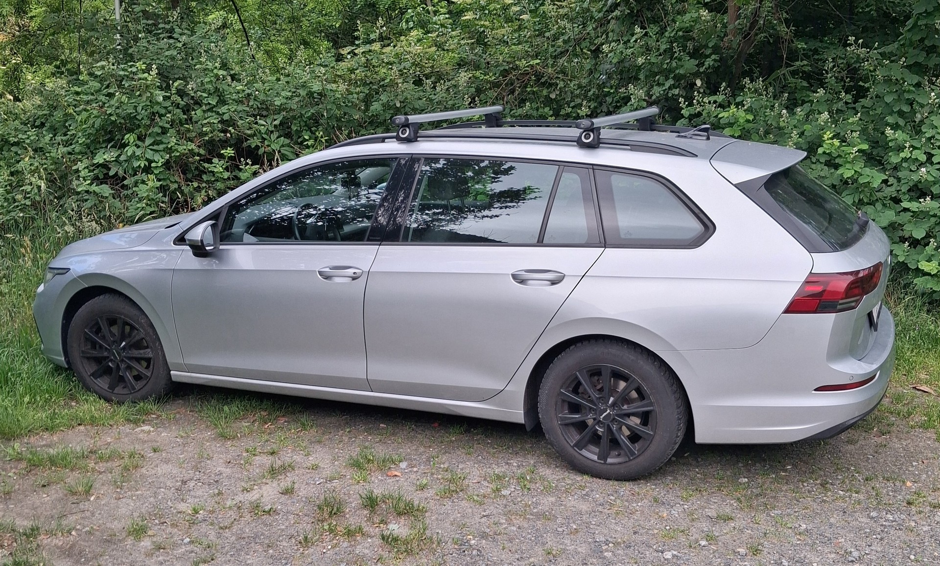 VW 1.0 eTSI Life DSG-image-11