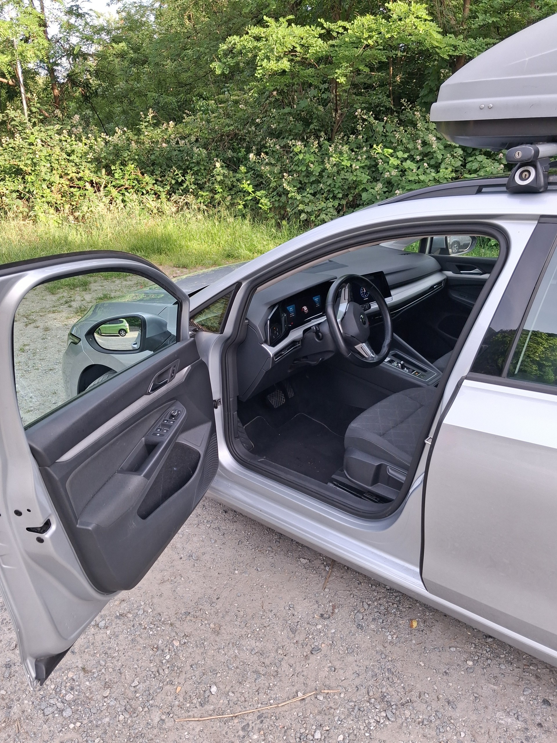VW 1.0 eTSI Life DSG-image-4