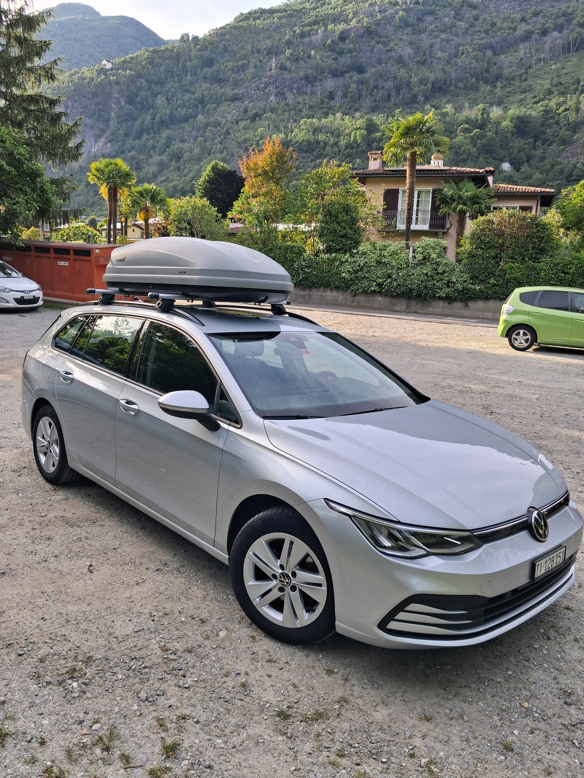 VW 1.0 eTSI Life DSG-image-1
