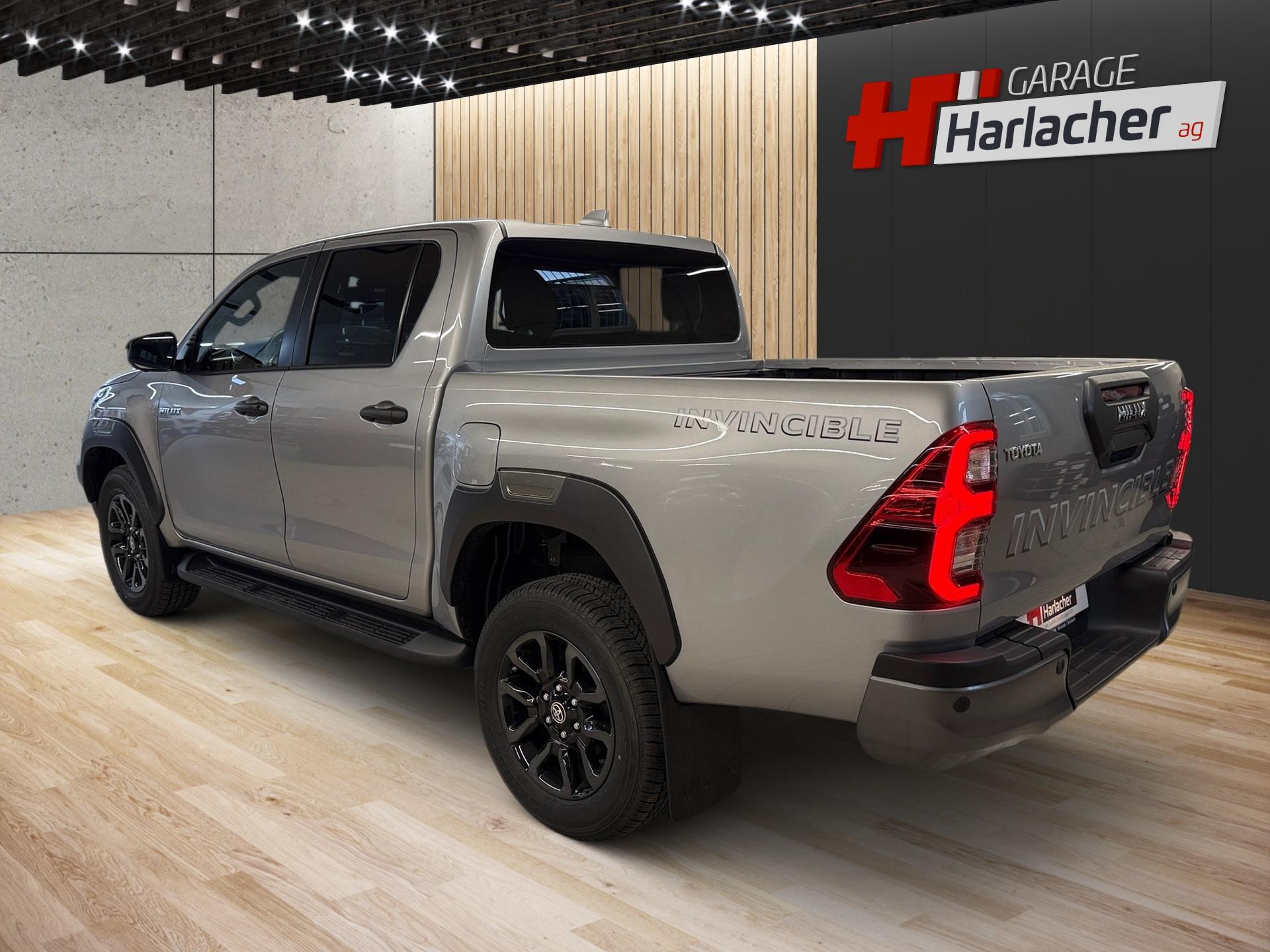 TOYOTA Hilux Double Cab.-Pick-up 2.8 D-4D MHEV 204 Invincible-image-6