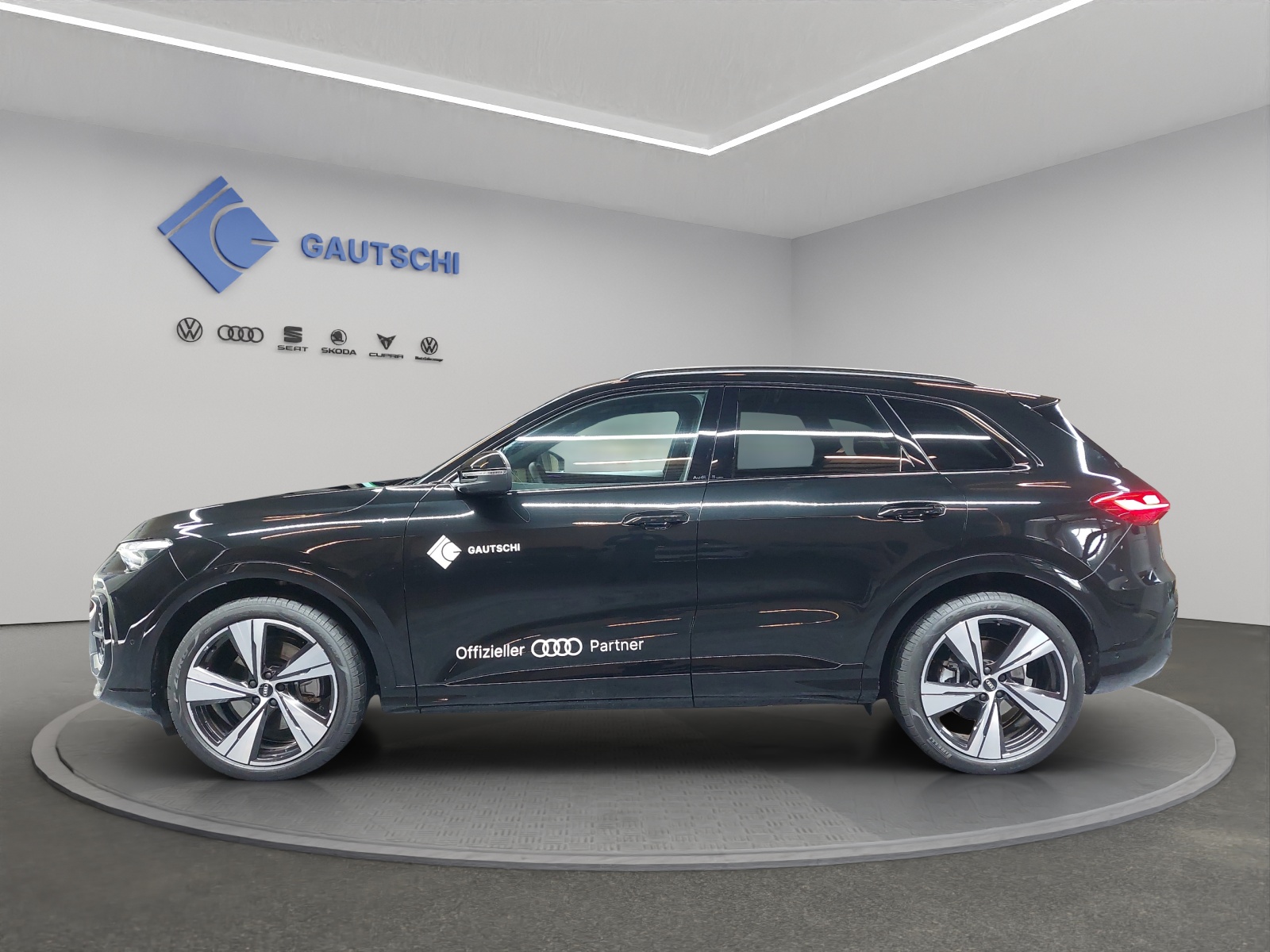 AUDI Q5 TDI quattro 150 kW S-tronic-image-1