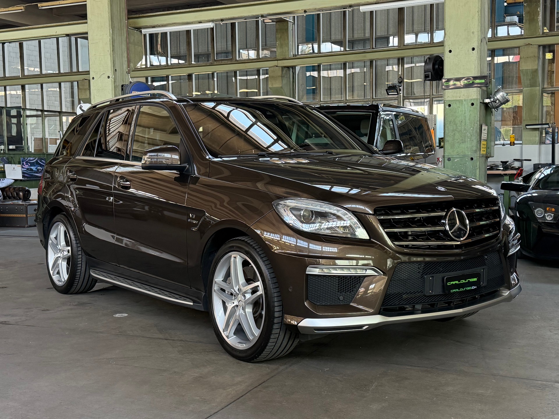 MERCEDES-BENZ ML 63 AMG 4Matic *** AMG Driver Package *** Speedshift Automat-image-25