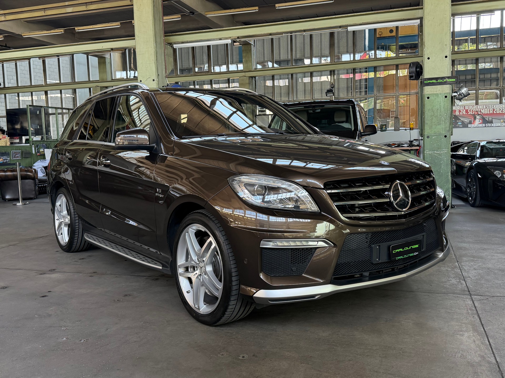 MERCEDES-BENZ ML 63 AMG 4Matic *** AMG Driver Package *** Speedshift Automat-image-23