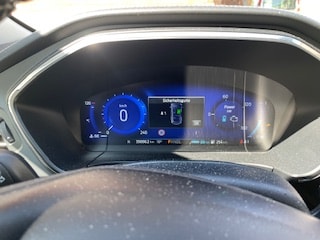 FORD 2.5 Plug-in Hybrid Vignale-image-3
