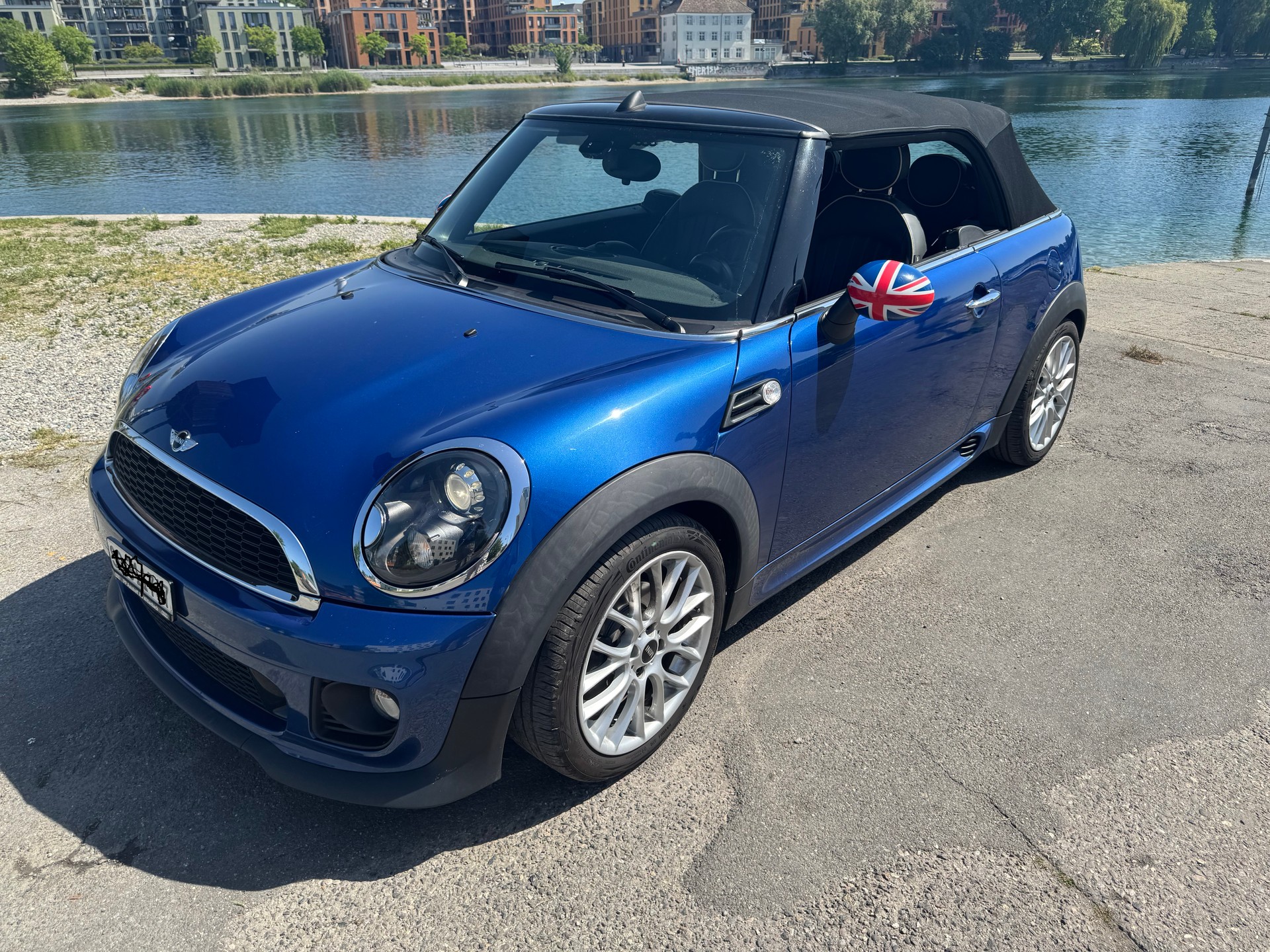 MINI 1.6i Cooper-image-0