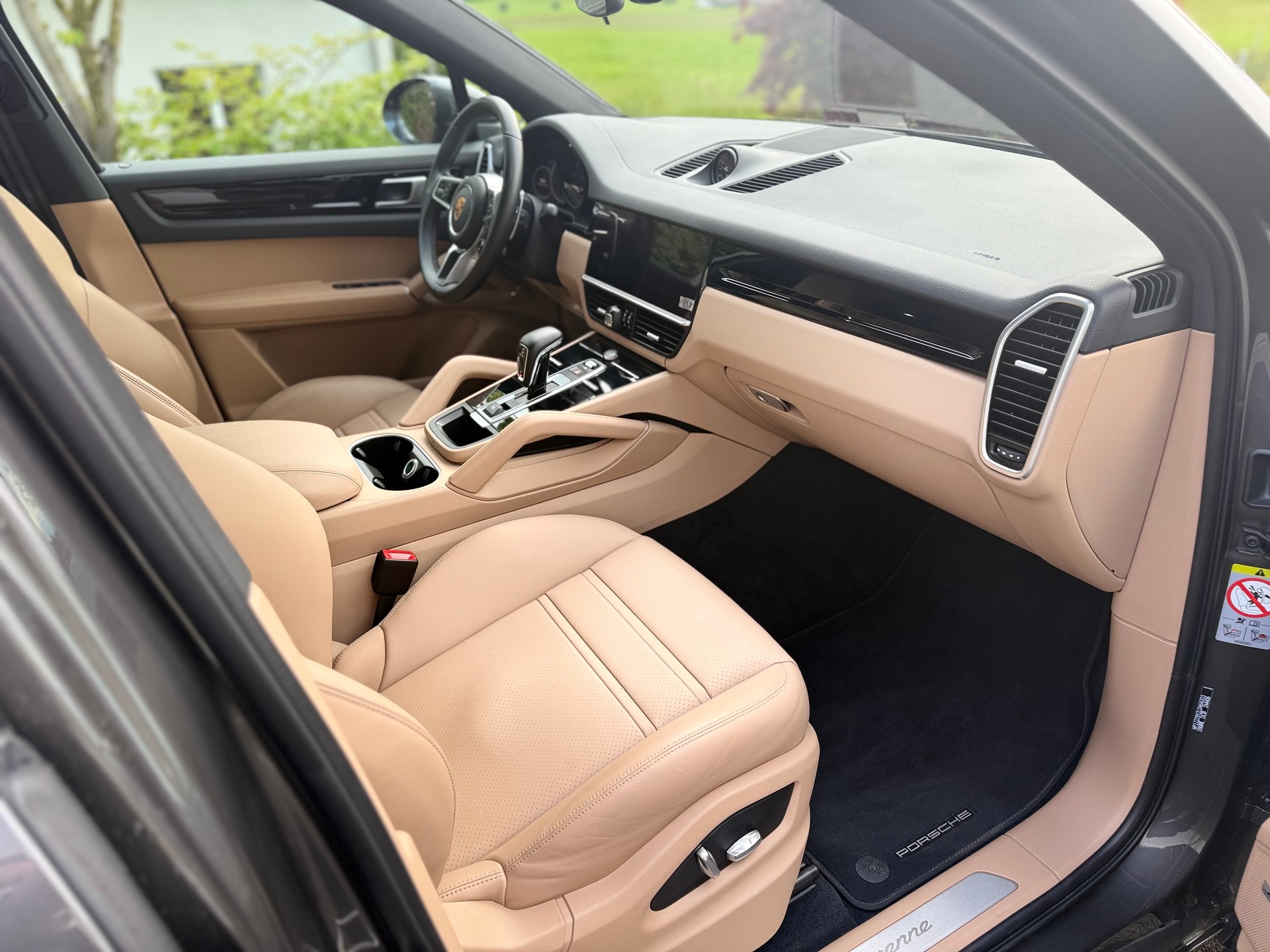 PORSCHE Cayenne Coupé-image-7