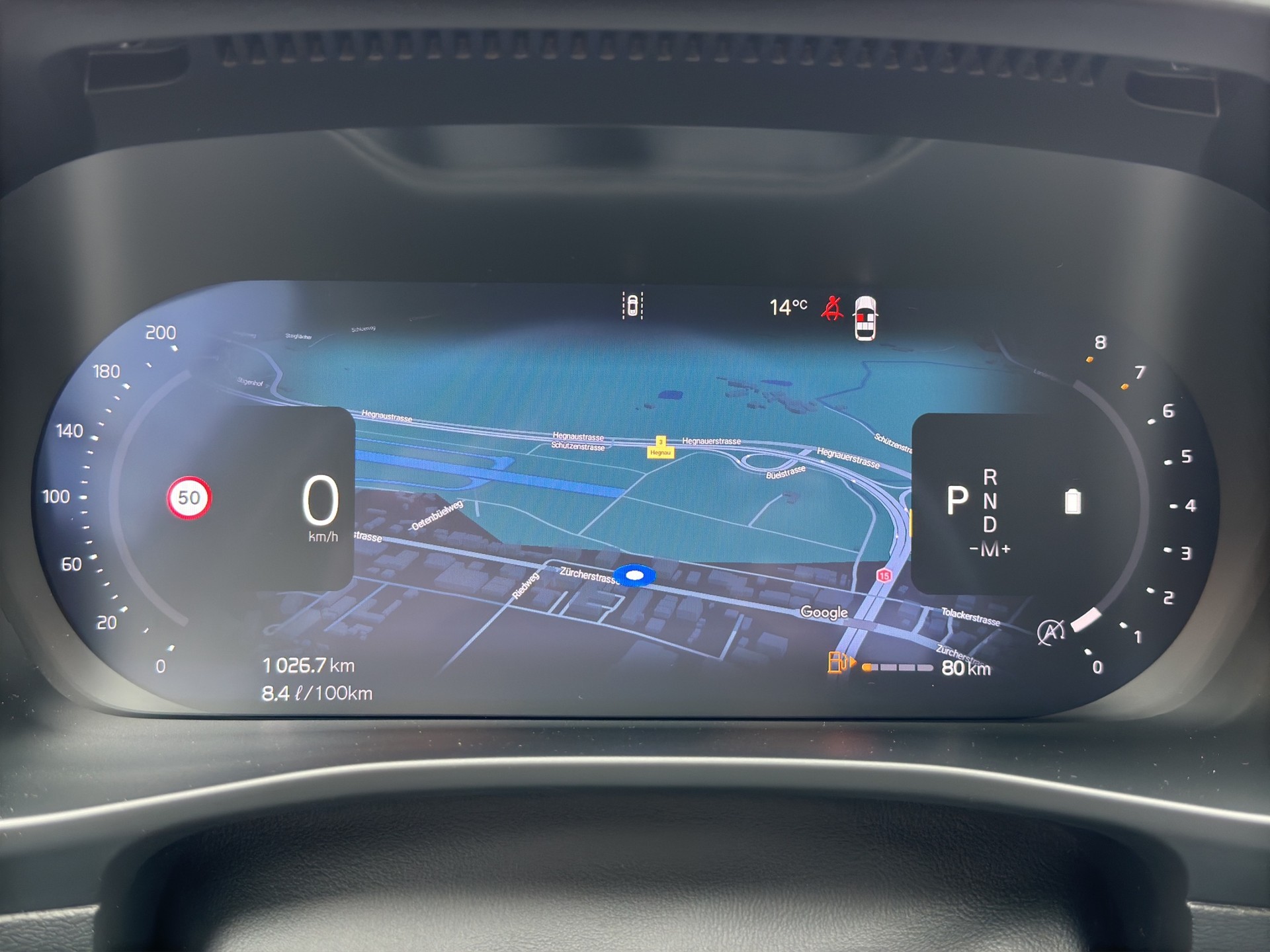 VOLVO XC40 B3 Benzin Mild Hybrid Plus Dark DCT-image-11