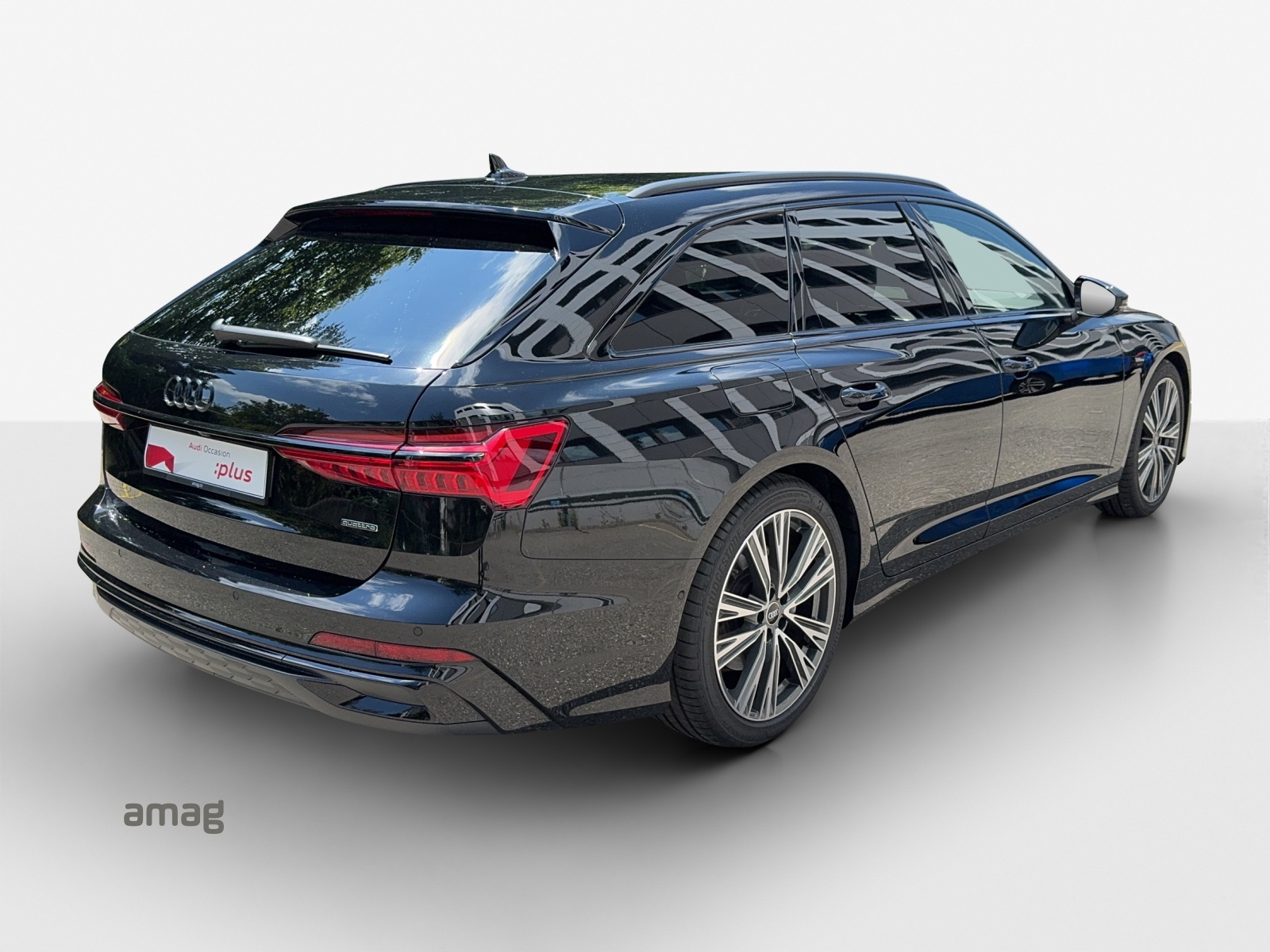 AUDI A6 Avant 45 TFSI S line S-tronic quattro-image-4