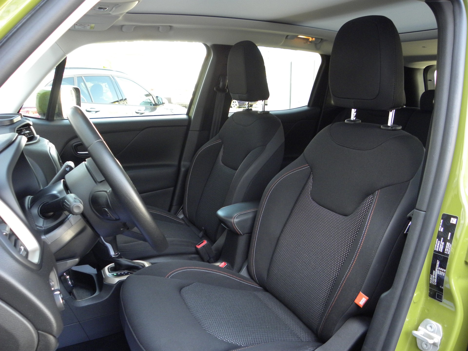 JEEP Renegade 1.4 Turbo 75th Anniversary AWD-image-8