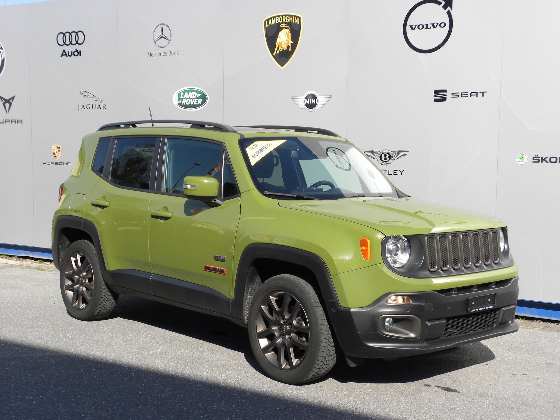 JEEP Renegade 1.4 Turbo 75th Anniversary AWD-image-2
