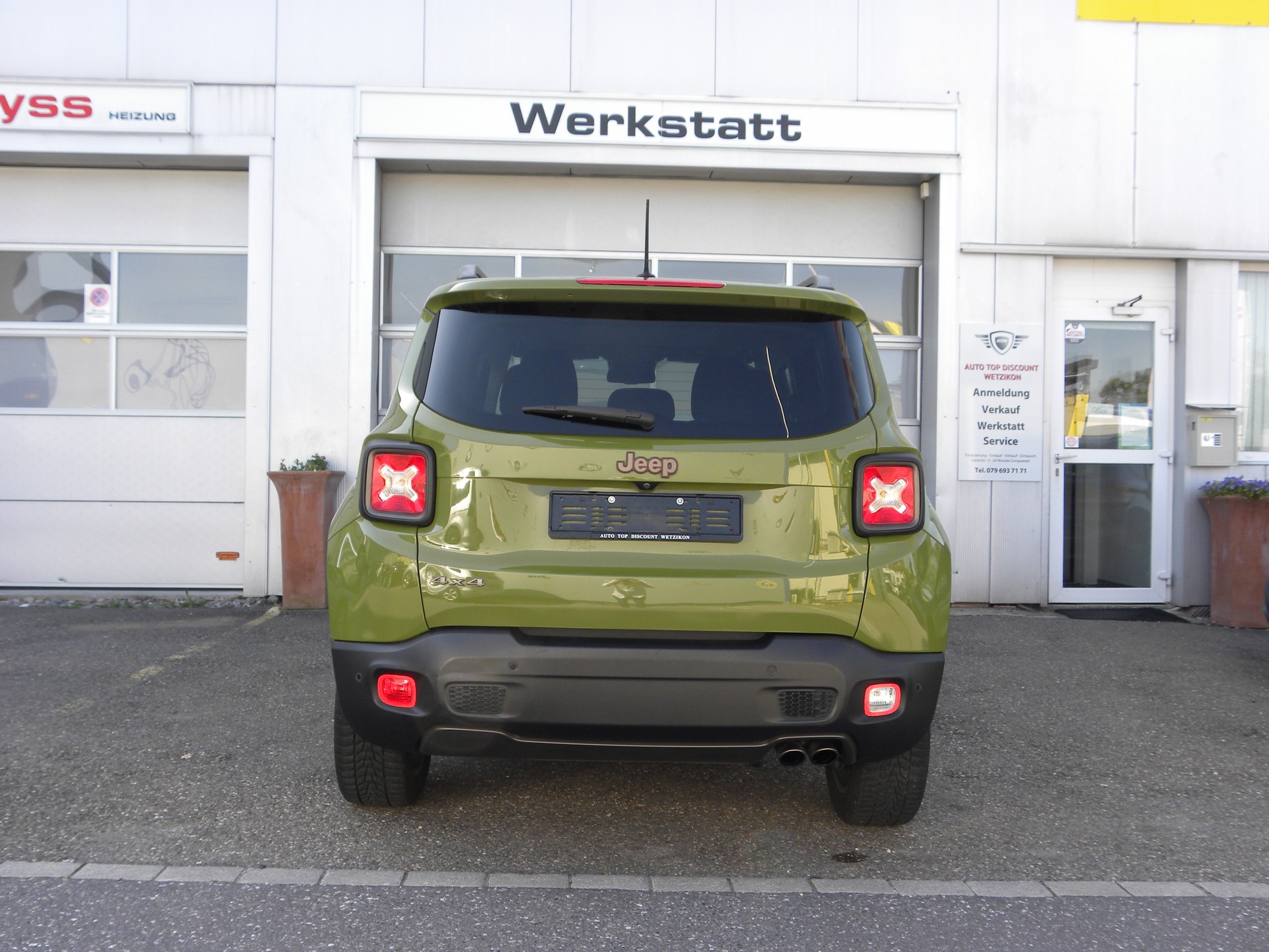 JEEP Renegade 1.4 Turbo 75th Anniversary AWD-image-5