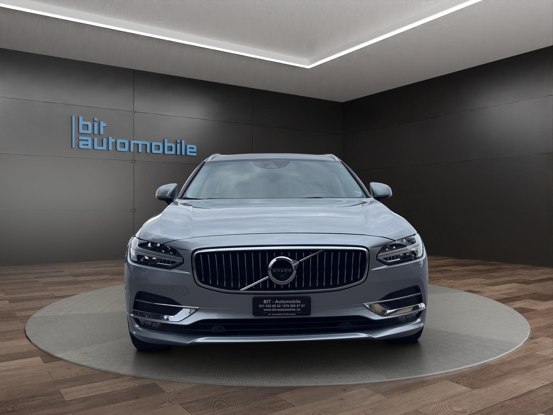 VOLVO V90 D4 Inscription Geartronic-image-1