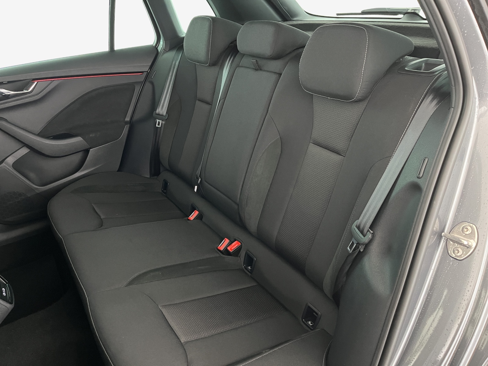 SKODA Kamiq 1.0 TSI Selection DSG-image-11