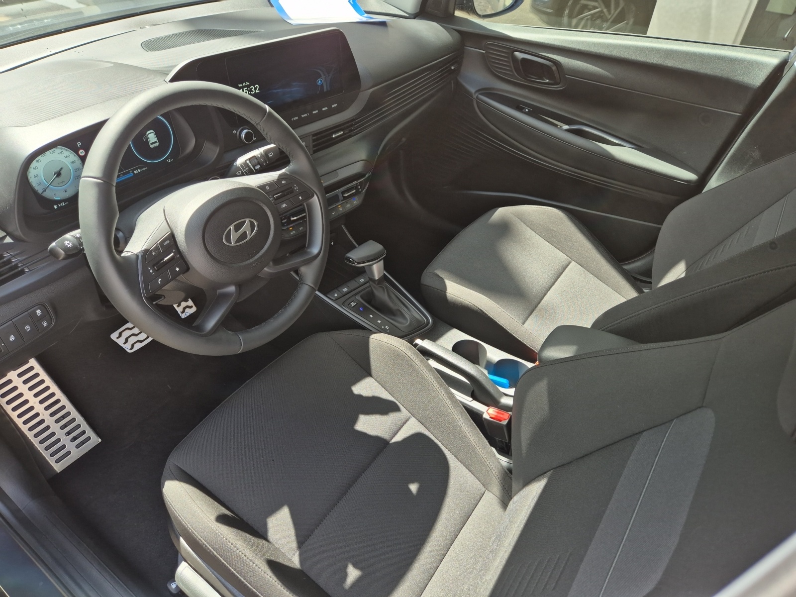 HYUNDAI Bayon 1.0 T-GDi Amplia-image-4
