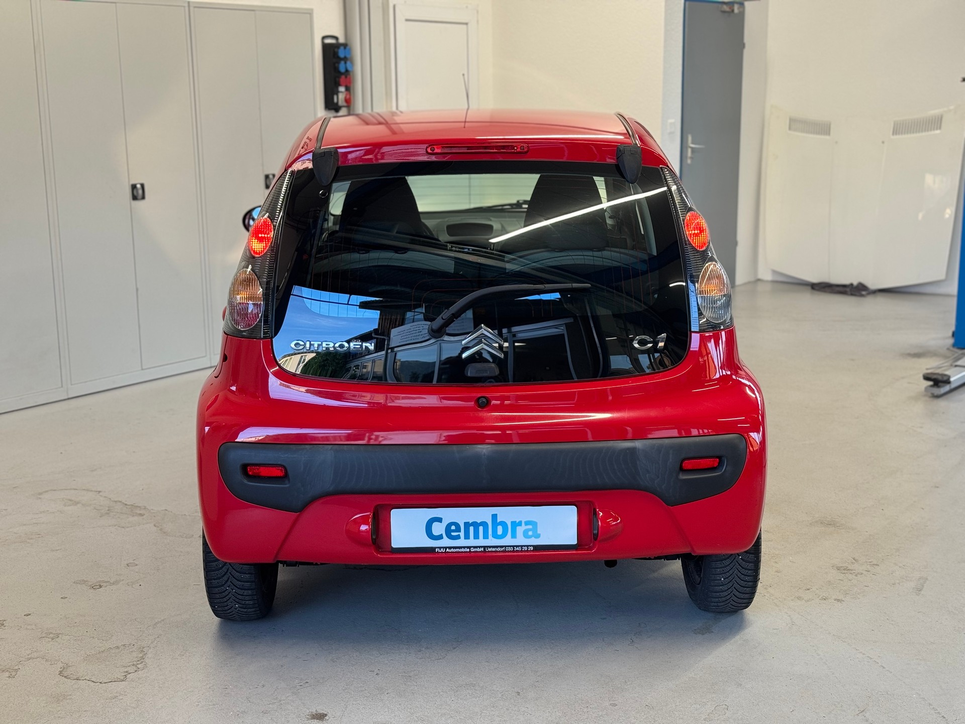 CITROEN C1 1.0i Chic (SX)-image-4