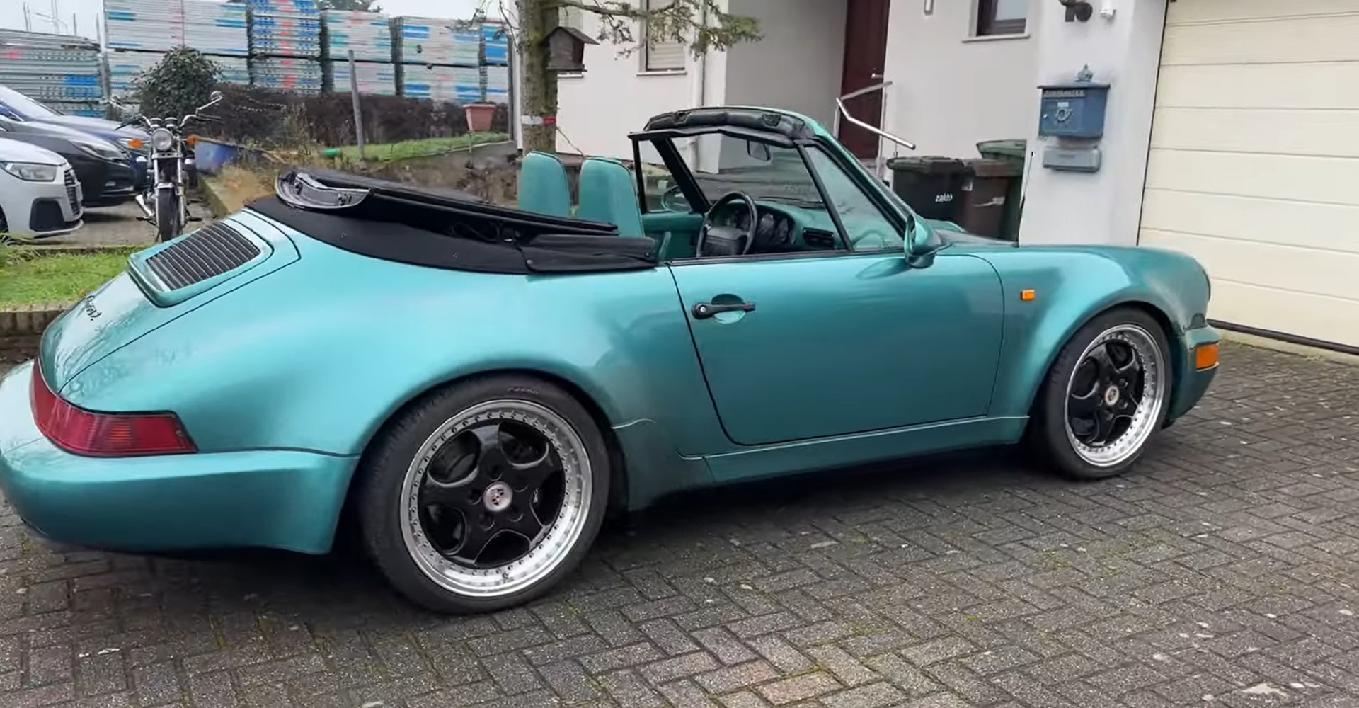 PORSCHE 964 Carrera 2 Cabrio-showroom-element-3