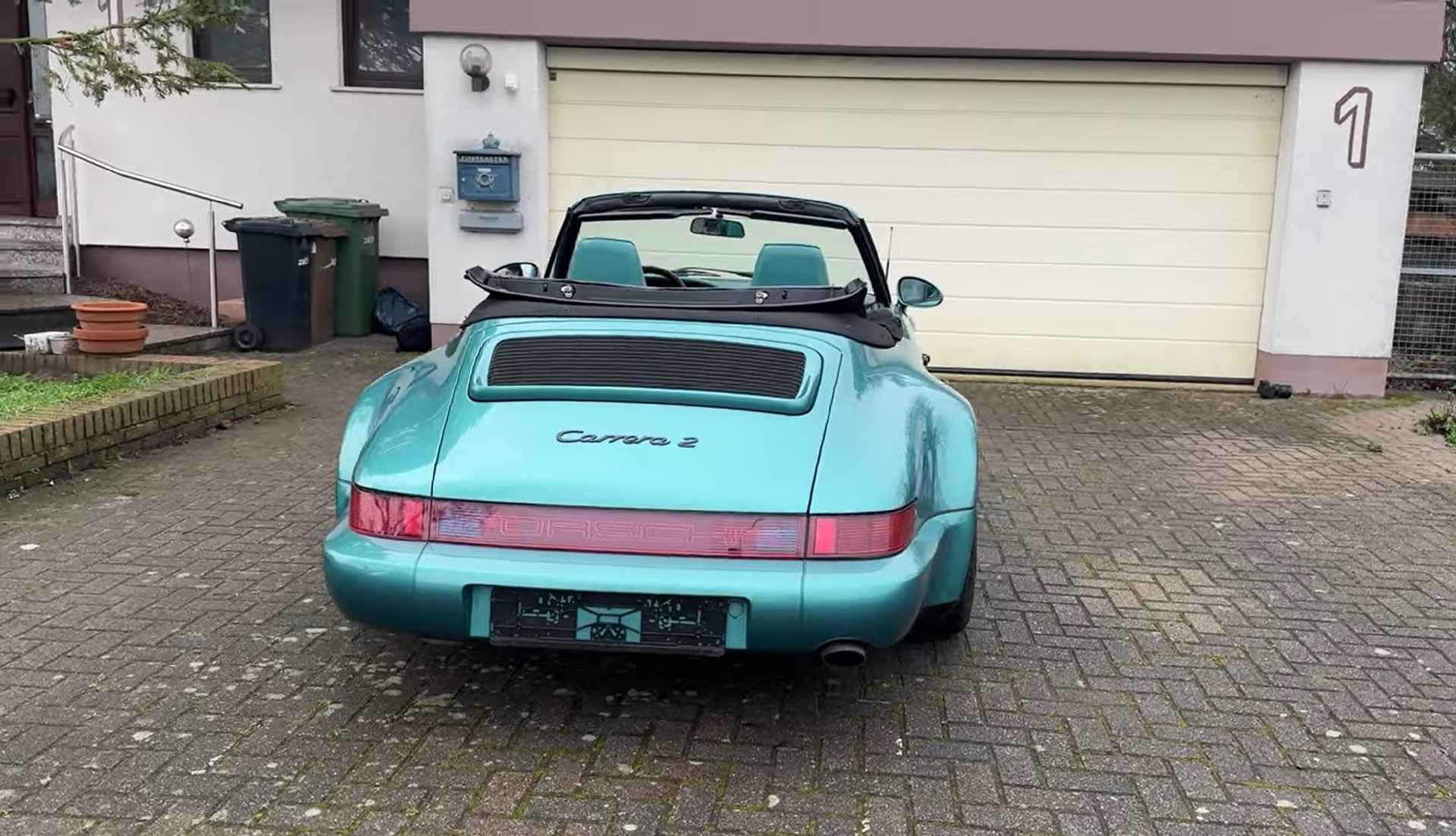 PORSCHE 964 Carrera 2 Cabrio-showroom-element-1