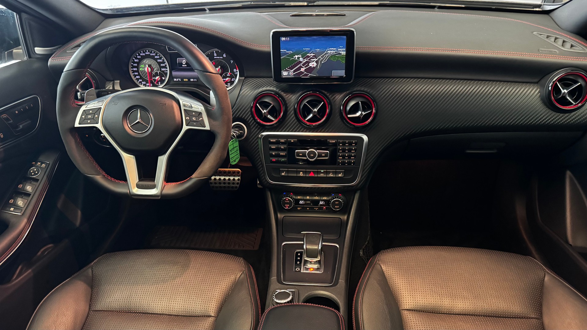 MERCEDES-BENZ A 45 AMG 4m-image-20