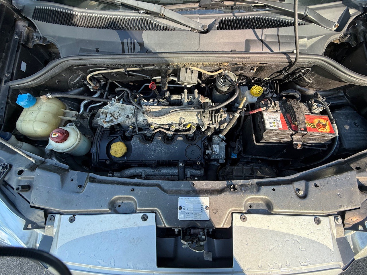 FIAT Doblò 1.9 JTD Malibu-image-13