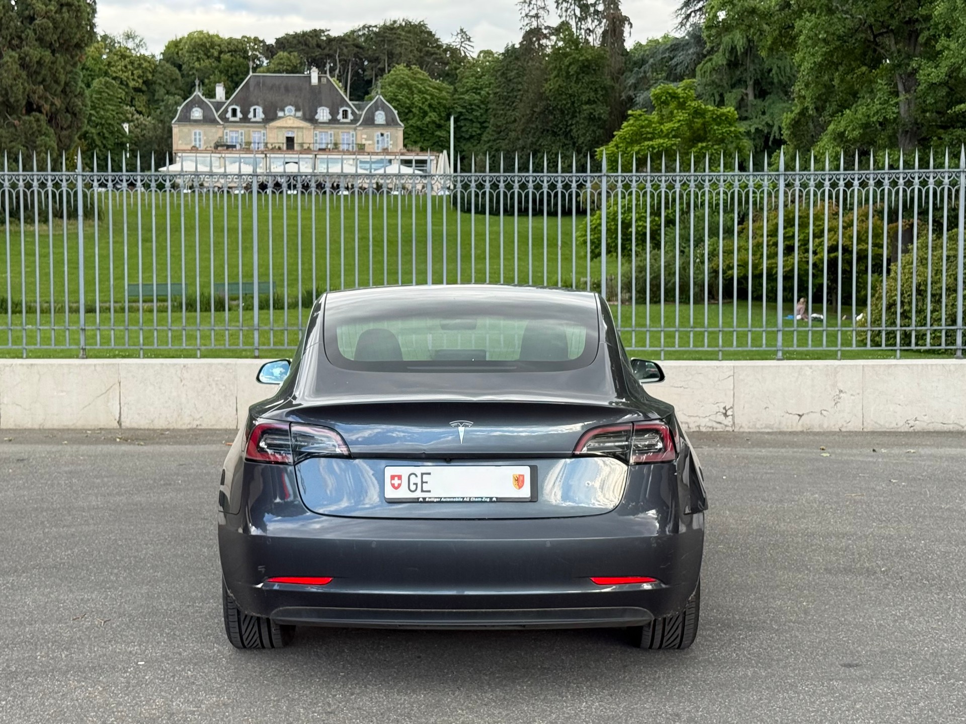 TESLA Model 3 Standart Range Plus-image-5