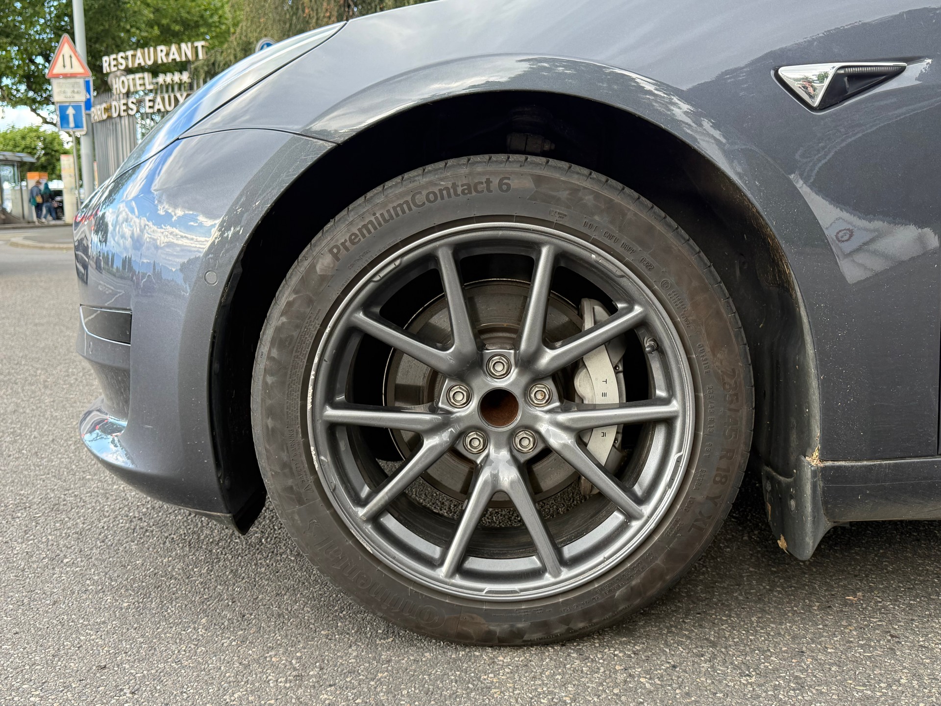 TESLA Model 3 Standart Range Plus-image-17