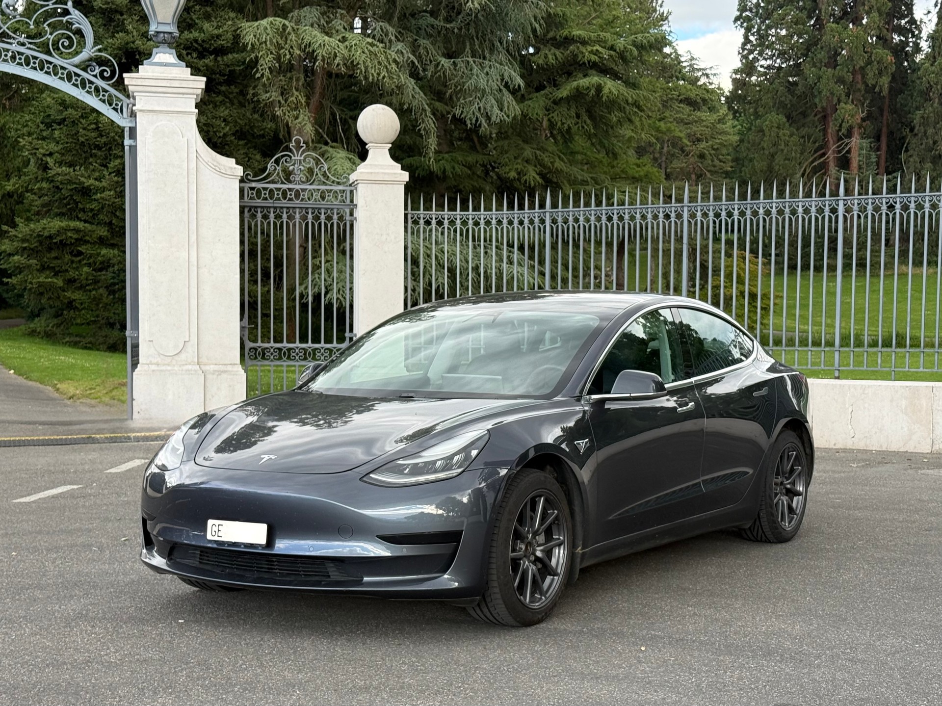 TESLA Model 3 Standart Range Plus