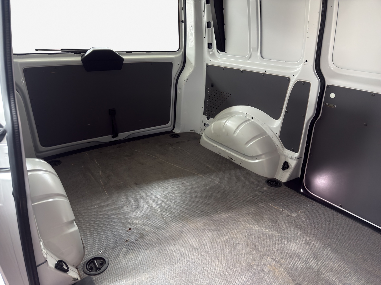 VW T6.1 2.0 TDI 4Motion-image-11