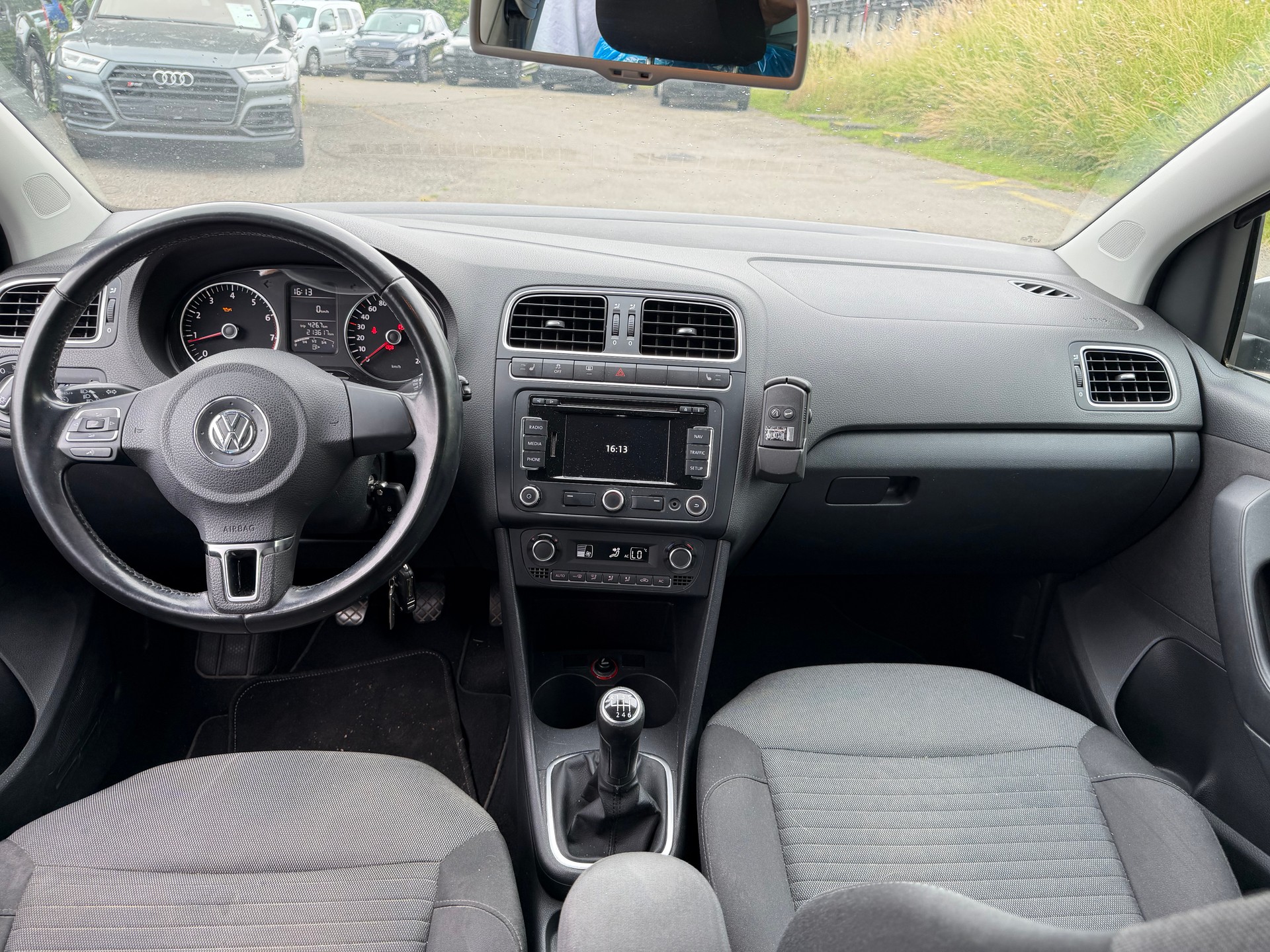 VW Polo 1.2 TSI Comfortline-image-8