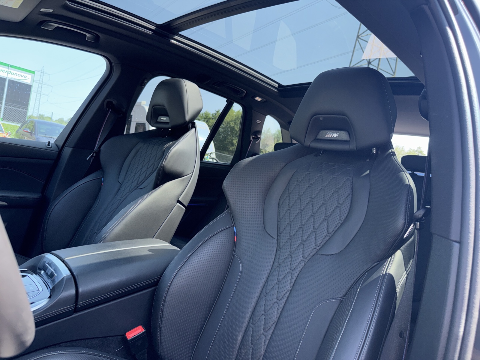 BMW X5 xDrive 48V 40d M Sport Pro Steptronic-image-15