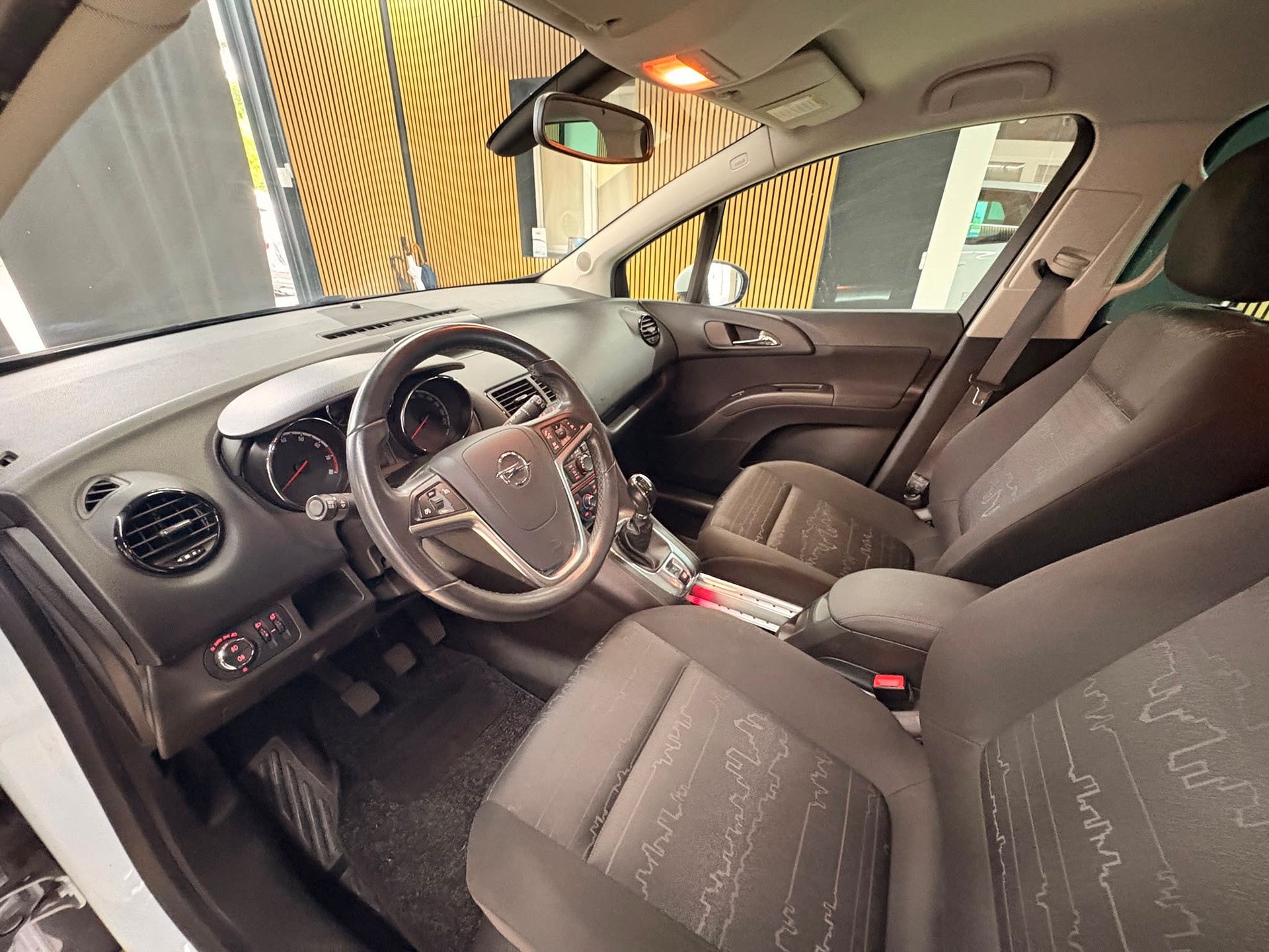 OPEL Meriva 1.4 Turbo-image-8