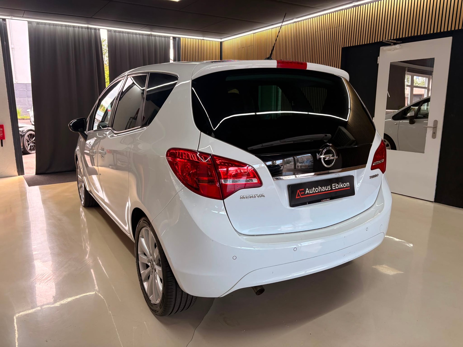 OPEL Meriva 1.4 Turbo-image-5