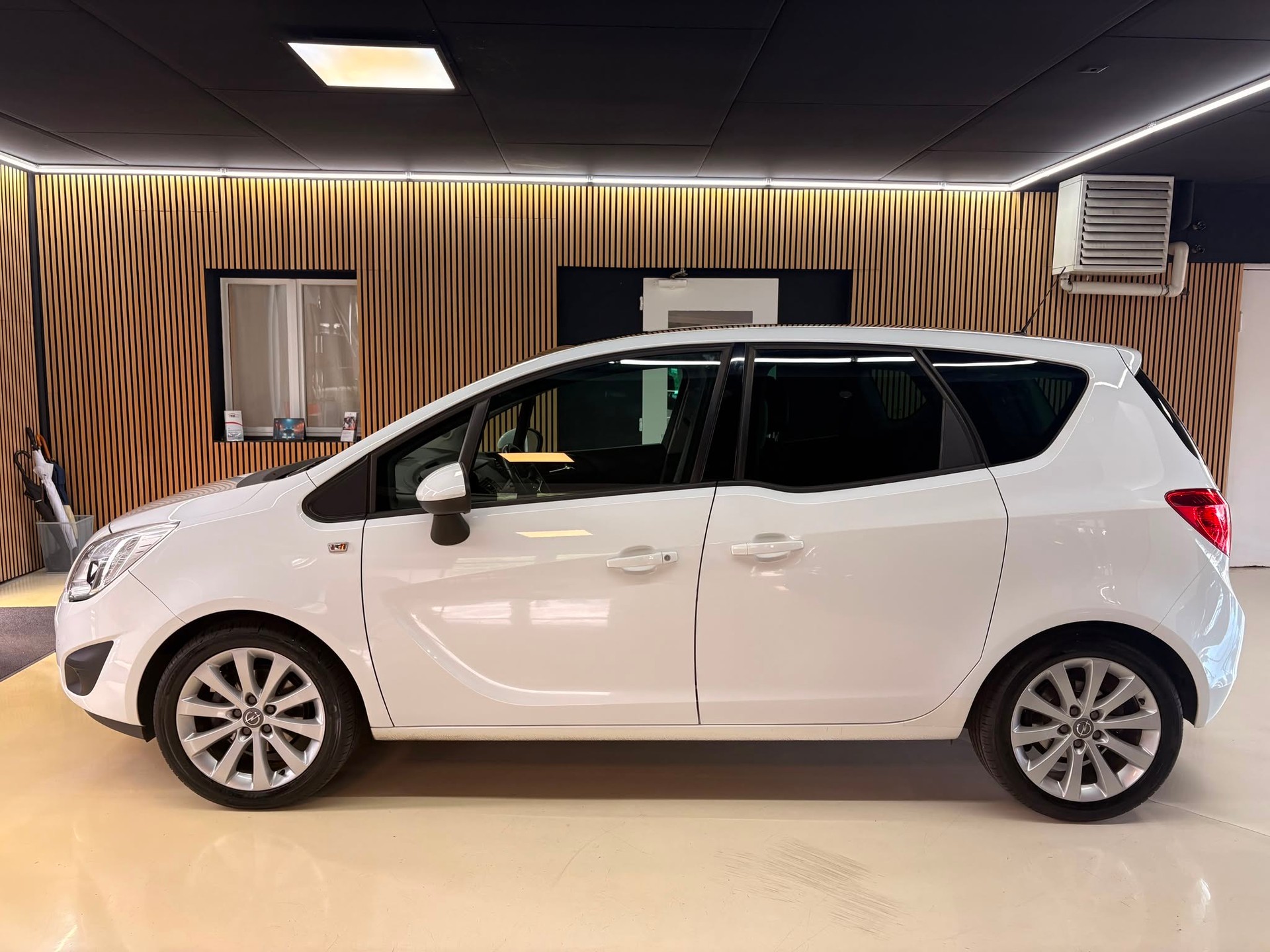OPEL Meriva 1.4 Turbo-image-3