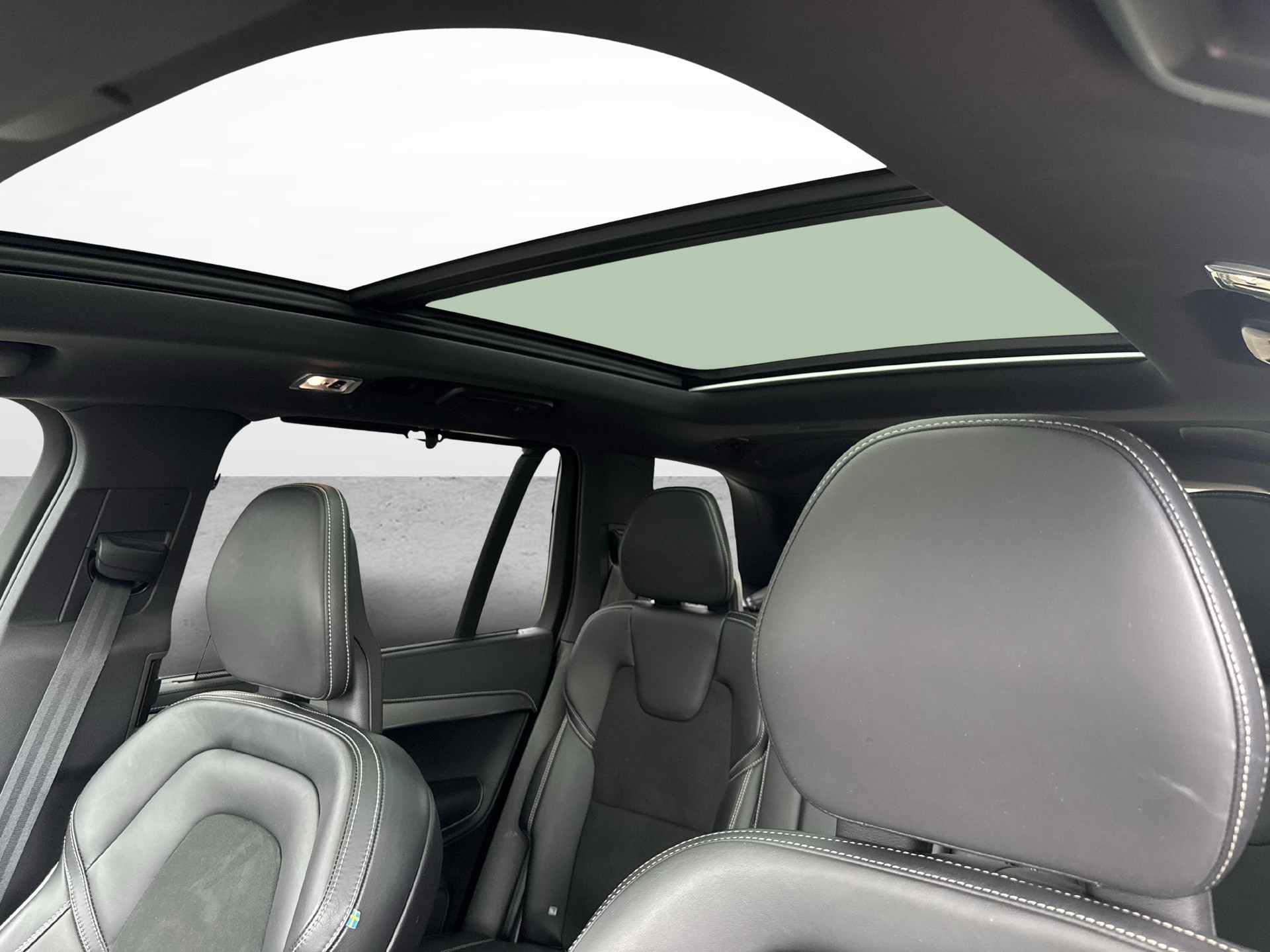 VOLVO XC90 2.0 T8 TE R-Design 7P. eAWD-image-18