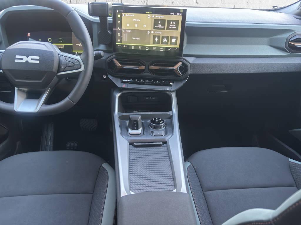 DACIA Bigster 1.8 Hybrid Extreme 4x4-image-8