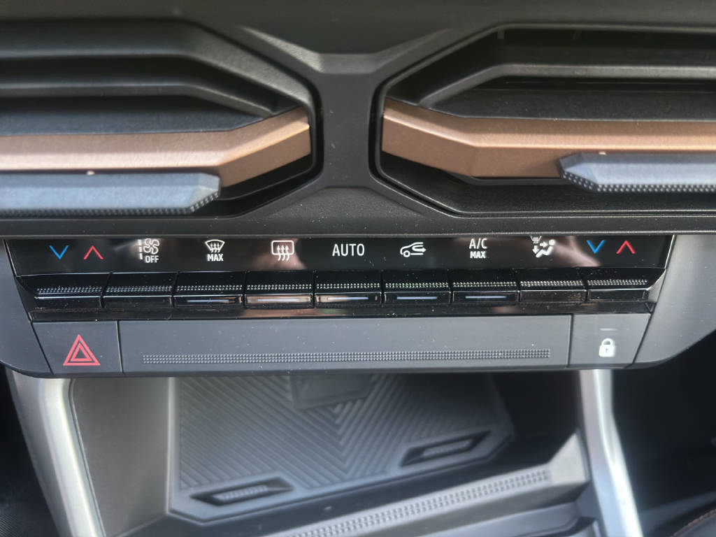 DACIA Bigster 1.8 Hybrid Extreme 4x4-image-13