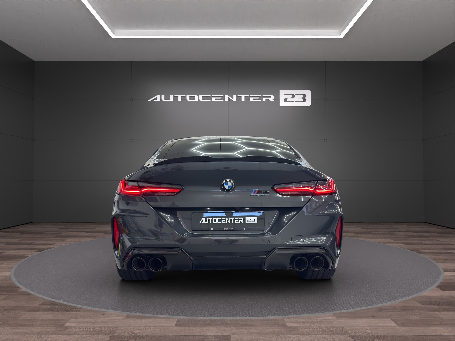 BMW M8 xDrive M Competition Steptronic-image-3